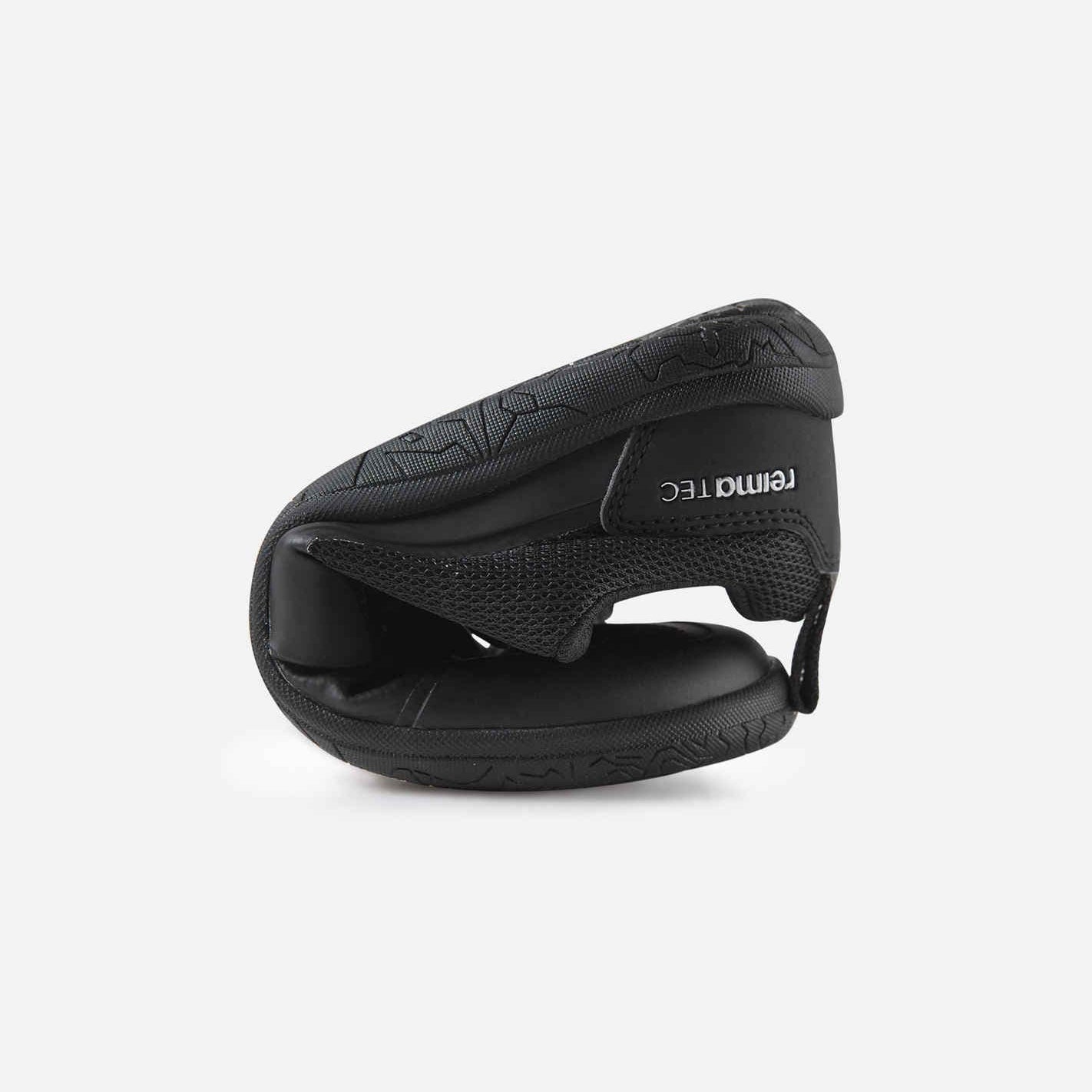 Reima Tallustelu Black – wetterfester Barfuß-Sneaker