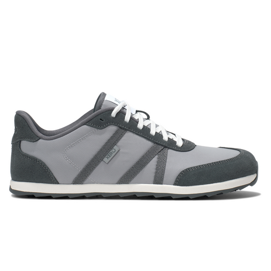 Xero Shoes Wynn Alloy Steel Gray Barfuß-Sneaker im Retro-Design