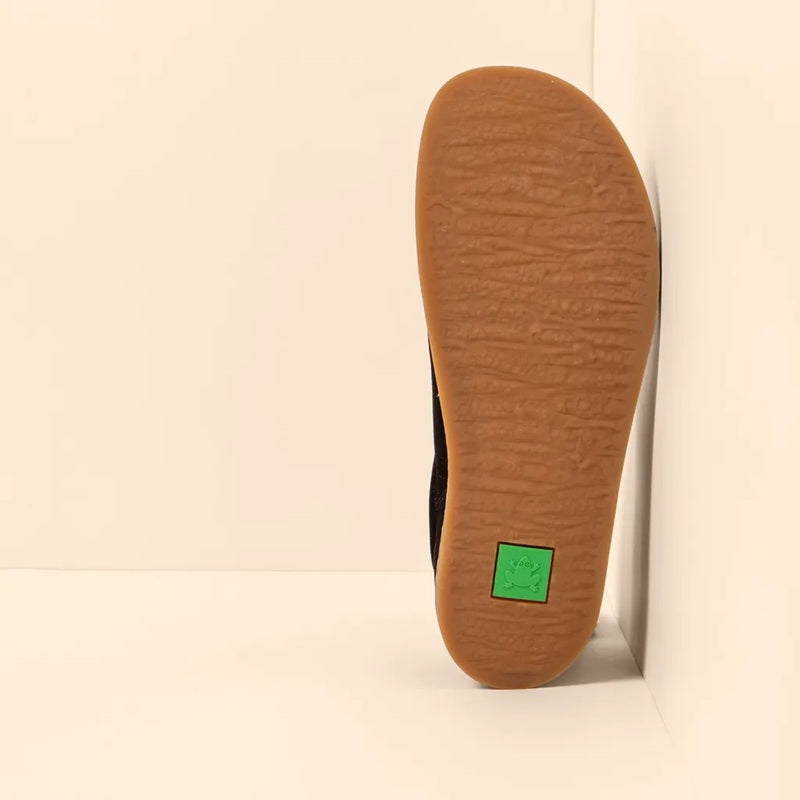 Flexible Gummisohle mit Relief beim El Naturalista Origen