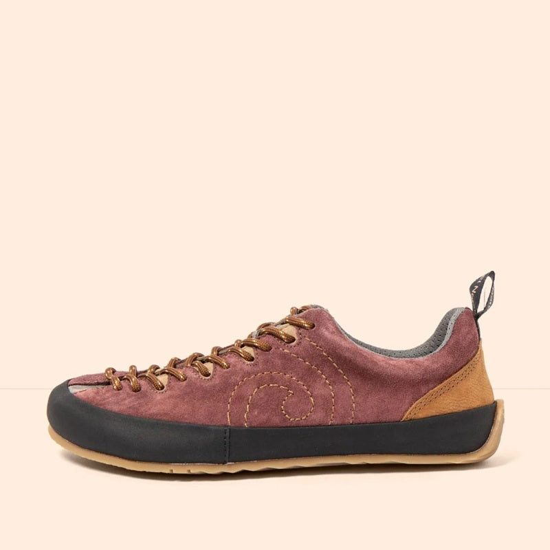 El Naturalista Nevora Rioja aus Veloursleder