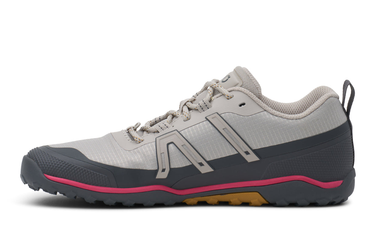 Robustes Ripstop-Obermaterial des Xero Shoes Scrambler Trail Low WP